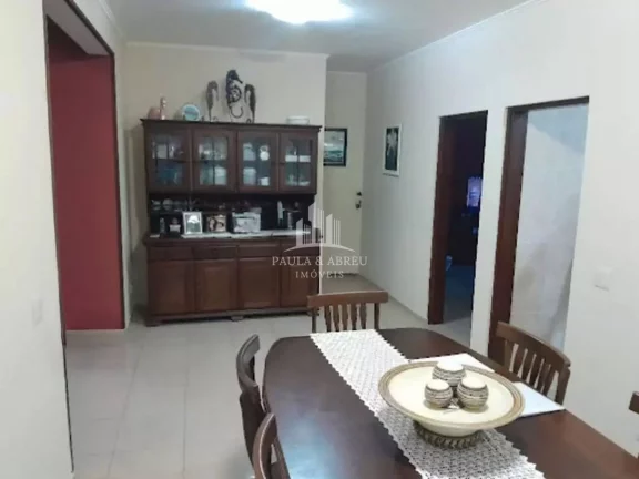 Imagem Sobrado de Alto Padrão, 3 Dormitórios com Sacadas, sendo 1 Suíte com Closet, Piscina Aquecida (5 X 9mts) na Vila Bocaina, Mauá-SP