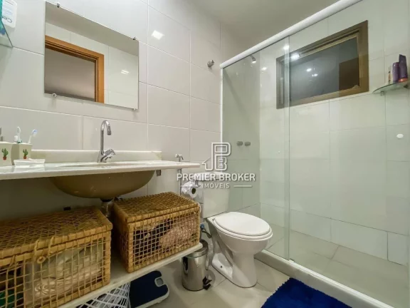 Imagem Apartamento à venda, 66 m² por R$ 400.000,00 - Cascata Guarani - Teresópolis/RJ