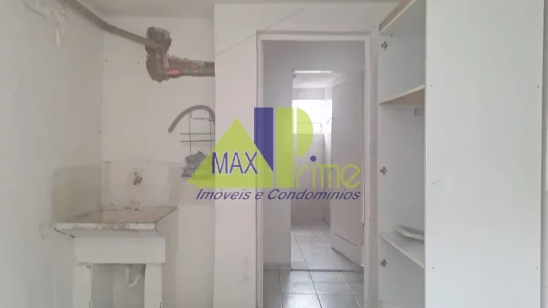 Imagem Casa para locação na Vila Guilhermina, São Paulo-SP: 2 quartos, 1 sala, 1 vaga de garagem, 100m².