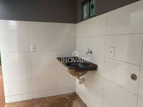 Imagem Casa com 3 dormitórios à venda, 80 m² por R$ 320.000,00 - Afonso Pena - Itumbiara/GO