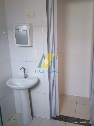 Imagem Cansado de pagar caro por um lugar pequeno? Olha essa casa com quintal.
