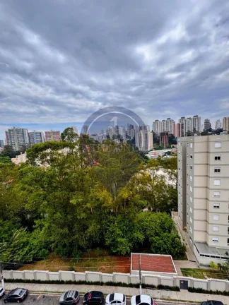 Imagem Apartamento de Luxo para Locação no Paraíso do Morumbi - 4 Quartos, 2 Suítes, 3 Banheiros, 3 Vagas - São Paulo-SP