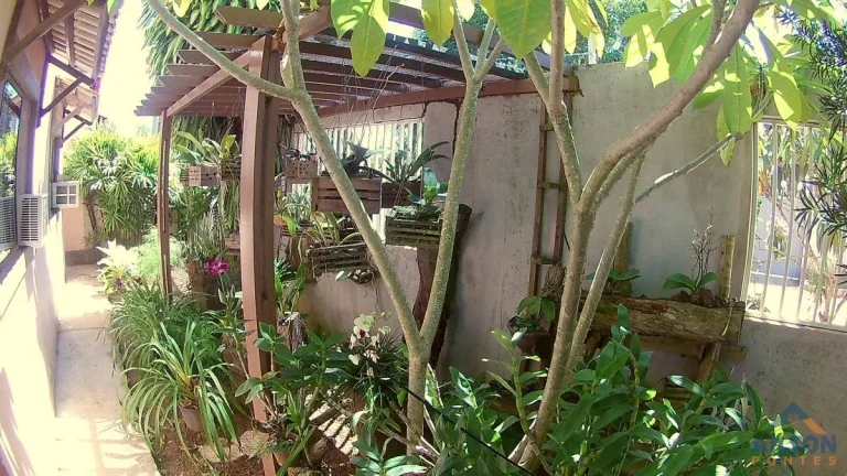 Imagem Linda Casa Linear com 4 Quartos e 1120m2 de Área Total à Venda no Bairro Perocão - Guarapari/ES