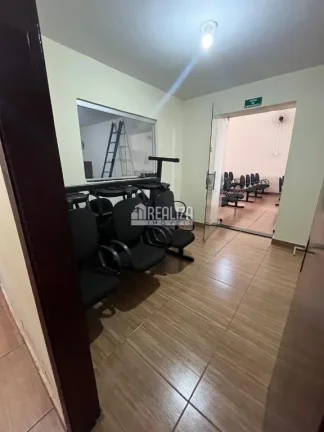 Imagem Ótima oportunidade! Espaço ideal para igreja já montada em Igarapava-SP, com todos os móveis necessários e equipamento de som completo.Estrutura completa para cultos, cursos e reuniões.