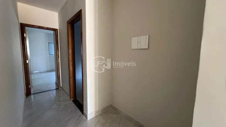 Imagem Excelente oportunidade! Casa à venda em Campo Grande-MS, bairro Jardim Carioca: 2 quartos, 1 sala, 1 banheiro, 2 vagas de garagem, 60,00 m².