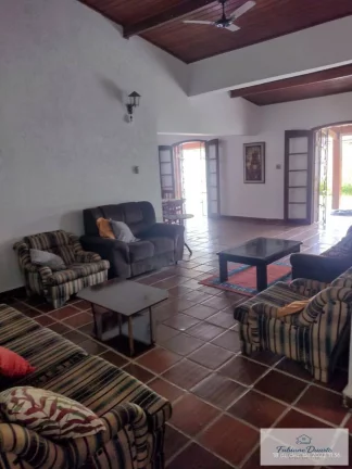 Imagem Casa a venda com 600 m² de terreno na Praia das Toninhas