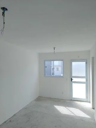 Imagem Sobrado com 2 dormitórios à venda, 61 m² por R$ 340.000,00 - Vila Urupês - Suzano/SP