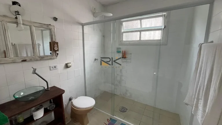 Imagem CASA COM 3 DORMITÓRIOS SENDO 1 SUÍTE,VARANDA,QUINTAL