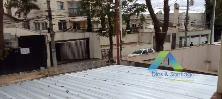 Imagem SANTO ANDRÉ Sobrado 189 metros, 2 dormitórios, EDICULA 4 vagas com ótima localização e valor !!!