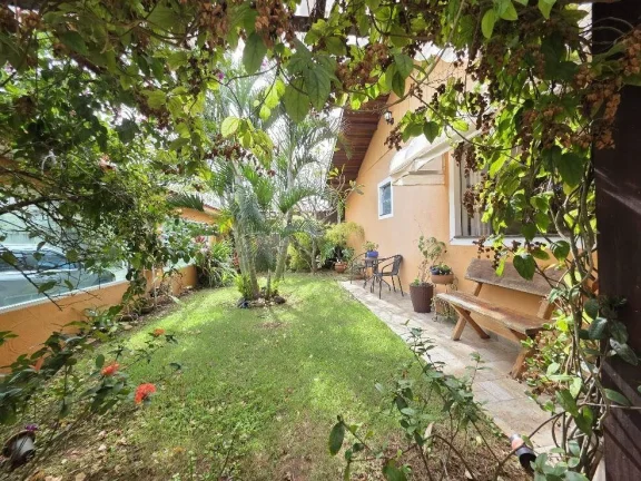 Imagem Casa linda no charmoso bairro Stella Maris em Peruíbe venha conhecer!