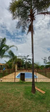 Imagem Chácara a venda no bairro Recanto das Flores, Uberaba - 4 dormitórios com suíte e 10 vagas na garagem!