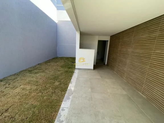Imagem Excelente oportunidade de adquirir uma belíssima casa geminada no bairro Santa Mônica, em Guarapar...