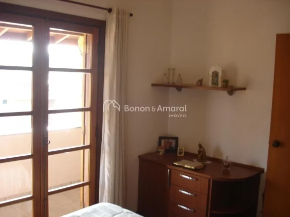 Imagem Casa à venda no Condomínio Terras do Caribe, em Valinhos, com 3 dormitórios, sendo 1 suíte. A re...