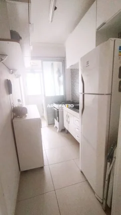 Imagem Apartamento 2 dormitórios varanda e vaga de garagem