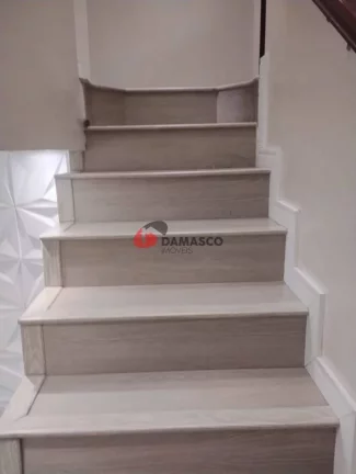 Imagem Sobrado com 2 quartos, Vila João Ramalho - Santo André