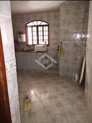 Imagem Casa Duplex 3 Quartos, Suíte e 2 Vagas – Comendador Soares