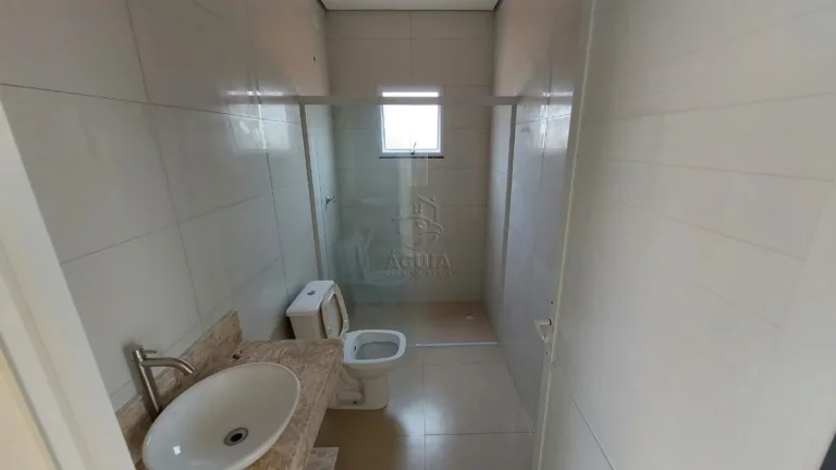 Imagem Casa nova com 3 suítes no centro de Ubatuba!