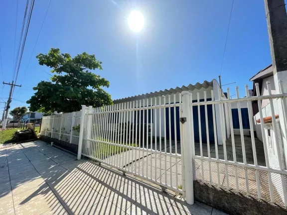Imagem Casa à venda em Torres, Itapeva, com 3 quartos, 95m²