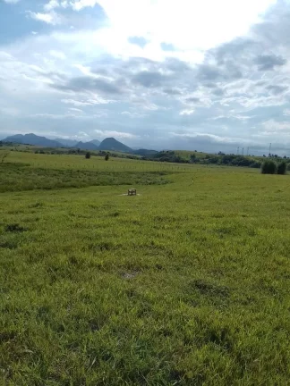 Imagem Propriedade Rural a venda em capelinha do amparo Carapebús RJ.