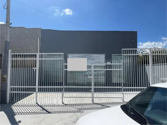 Imagem Salão Comercial de 230m² à Venda ou Locação no Jardim Itaguaçu, Salto-SP: A Oportunidade que Você Procura!