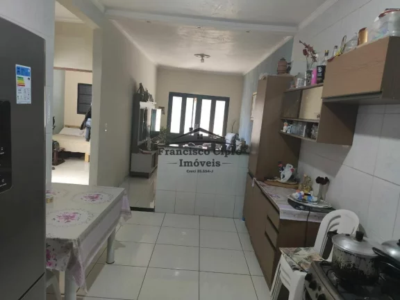 Imagem Casa à venda no bairro Jardim Esperança - Guaratinguetá/SP