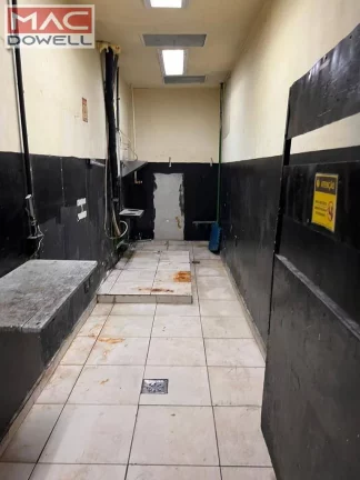 Imagem Lojão de rua com 500 m² - Av. Cõnego de Vasconcelos - Bangu/RJ