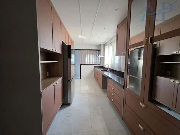 Imagem Apartamento no Canto do Forte em Praia Grande com 4 Dormitórios e 3 Vagas