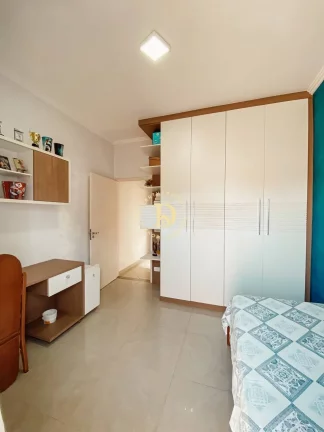 Imagem Sobrado Jardim das indústrias - 3 Dorm (1 suíte) 162M2