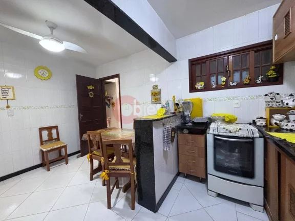Imagem Casa em condomínio, com 2 suítes, 110 m², Portinho - Cabo Frio