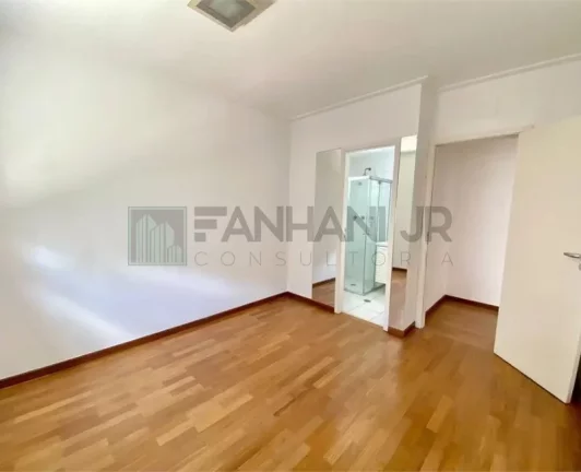 Imagem Imperdível oportunidade: Apartamento de luxo no Itaim Bibi com 3 suítes, 2 salas e 3 vagas de garagem!