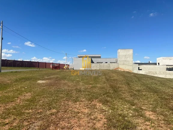 Imagem TE0096Lote com 276m2 no Jardins Capri -Rua privilegiada com 8 moradores-Sem vizinho na frente (sÃ³ Ã...
