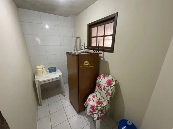 Imagem Encantadora casa duplex em Meaípe, Guarapari, ES! 4 quartos, sendo 1 suíte, 2 vagas de garagem. Lo...