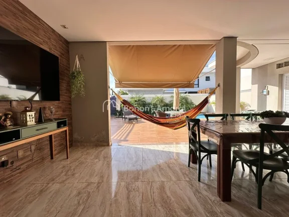 Imagem Casa à venda no Condomínio Reserva Real em Paulínia

O sobrado conta com uma sala de estar c/ pé...