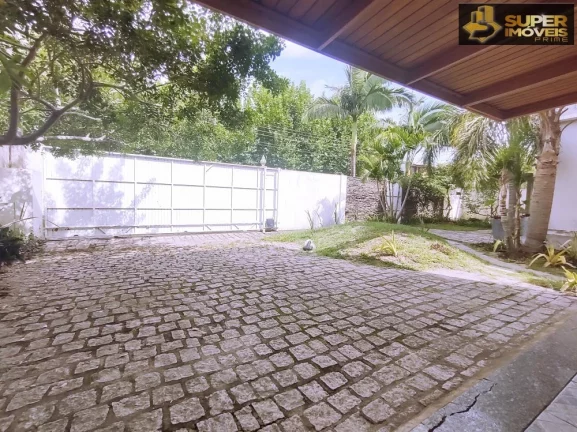 Imagem Casa Alto Padrão para Venda Marina Ilha Verde - Pelotas-RS
