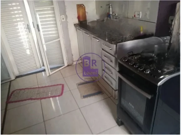 Imagem Cassa com 3 dormítórios no Jardim São Jorge zona norte de Londrina