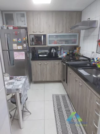 Imagem Apartamento Reformado com 3 dormitórios na Vila das Mercês/SP!!