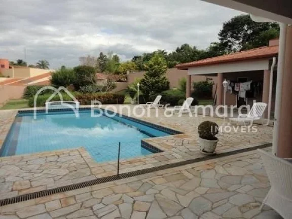 Imagem Lindo sobrado com fino acabamento. Piso superior: 3 suítes, (1 com closet e hidro), piso assoalho d...