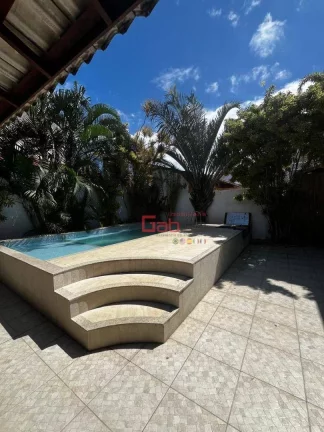 Imagem Casa com 3 dormitórios à venda, 180 m² por R$ 790.000,00 - Guriri - Cabo Frio/RJ