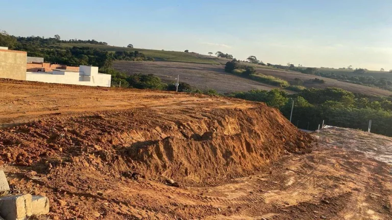 Imagem TERRENO RESIDENCIAL CONDOMÍNIO HELENA MARIA R$220.000,00