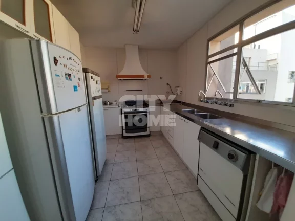 Imagem Apartamento de 300m2, com três suítes, mais um Home Office, hall, lavabo, sala de Jantar, Sala de ...