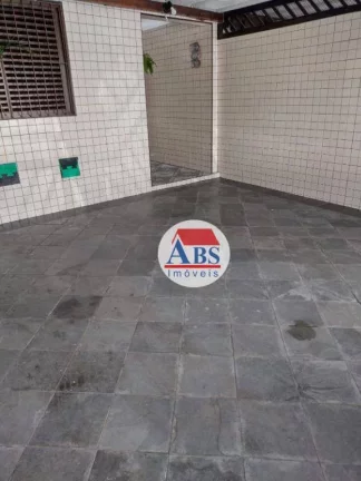 Imagem Casa com 3 dormitórios à venda, 115 m² por R$ 400.000,00 - Vila Cascatinha - São Vicente/SP