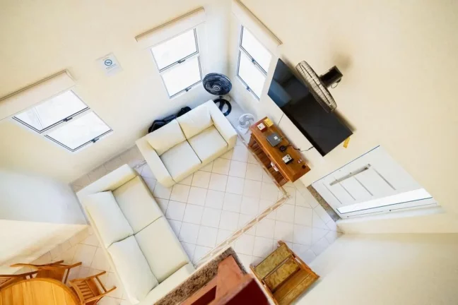 Imagem Morada da Praia - Casa de Praia Sobrado mobiliada para locação no Condomínio Morada da Praia em Bertioga, com 6 dormitórios e piscina