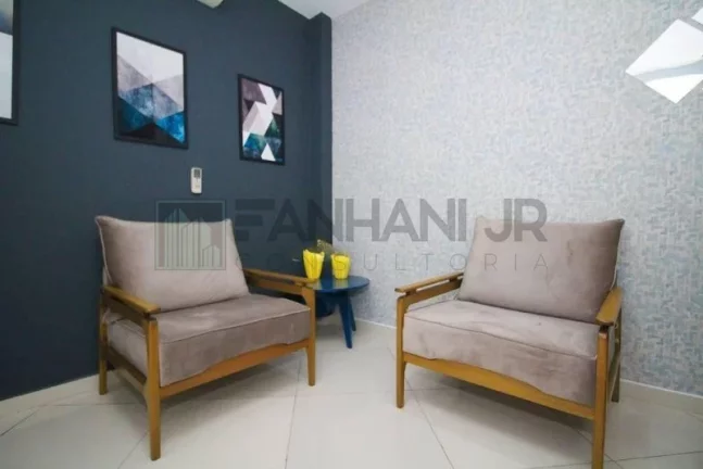 Imagem Excelente oportunidade: Casa Comercial à venda em São Paulo-SP, Jardim Paulista! 12 salas, 6 banheiros, 12 vagas, 700m².