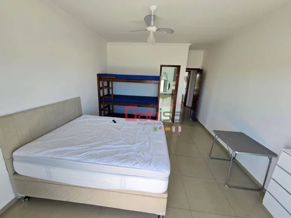 Imagem Casa com 5 dormitórios à venda, 200 m² por R$ 1.200.000 - Praia do Foguete - Cabo Frio/RJ