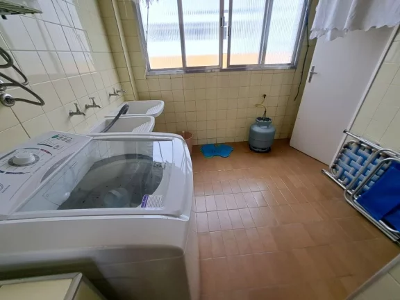 Imagem Apartamento com 3 dormitórios, 140 m² - venda por R$ 700.000,00 ou aluguel por R$ 5.000,00/mês - Pitangueiras - Guarujá/SP