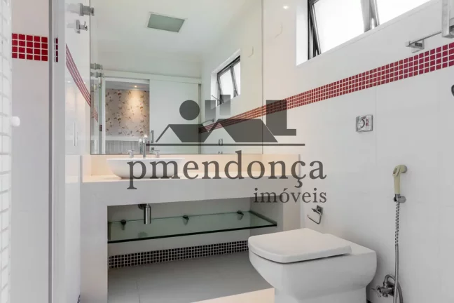 Imagem Apartamento em Higienópolis com 269m², 3 suítes e 4 vagas.