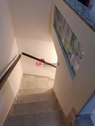 Imagem Sobrado à venda 2 Quartos, 1 Suite, 2 Vagas, 128M², Campestre, Santo André - SP
