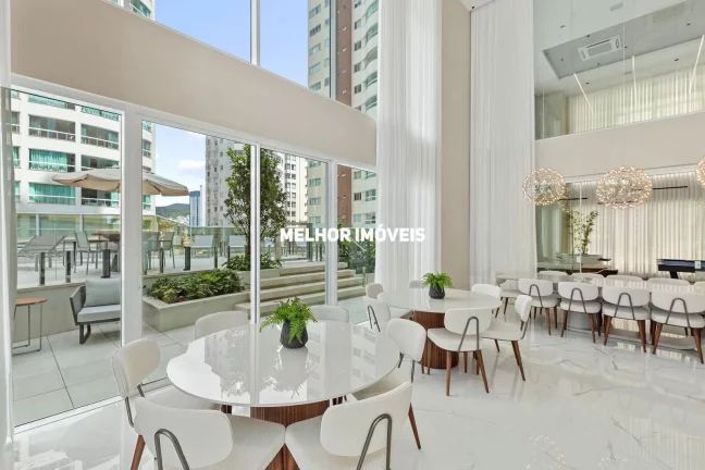 Imagem Apartamento Quadra Mar com 04 Suítes em Balneário Camboriú/SC