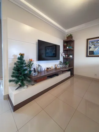 Imagem Casa com excelente padrão de acabamento em condomínio unindo conforto, privacidade e funcionalidad...
