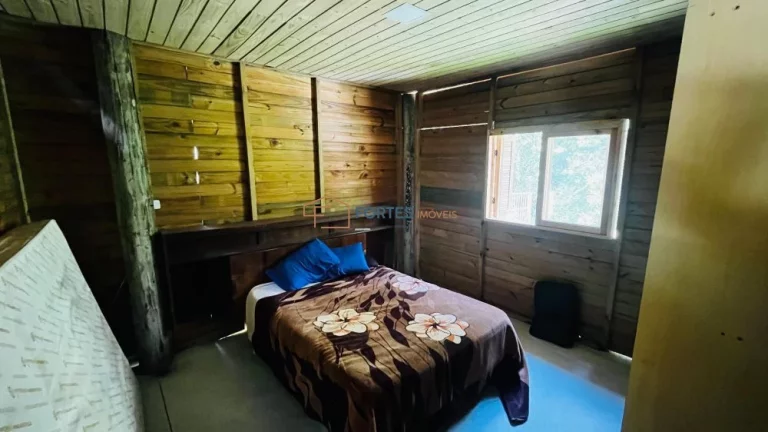 Imagem casa com lagoa, acesso a lagoa, lagoa, piscina, condomínio